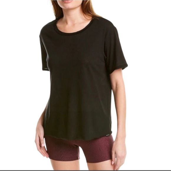 Koral Tops - New Koral Essential Short Sleeve Split Hem Tee XS